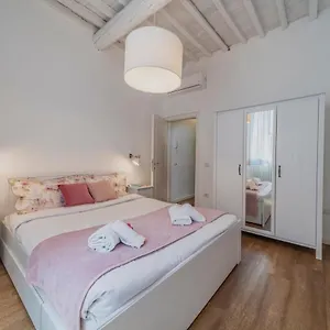 32 Nero - San Niccolo Appartement Florence